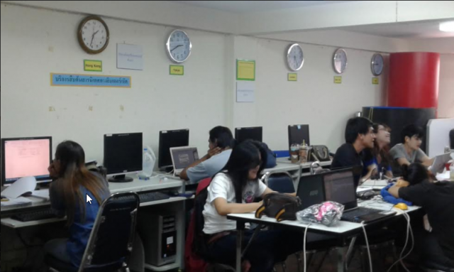 บรรยากาศห้องสมุด